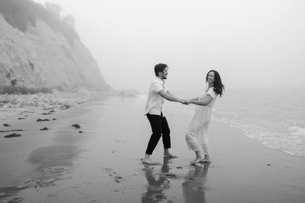 Candid image of couple in Ventura California taken by Sullivan Taylor